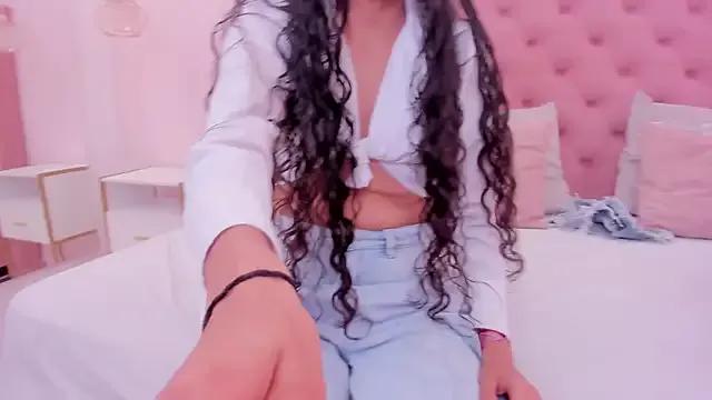 _hanna_bakerr_ from StripChat is Freechat