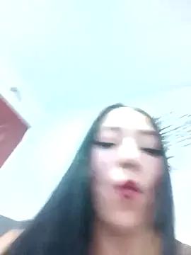 _Luna-1 from StripChat is Freechat