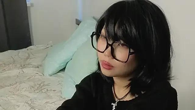 _molly_molly_molly_ from StripChat is Freechat