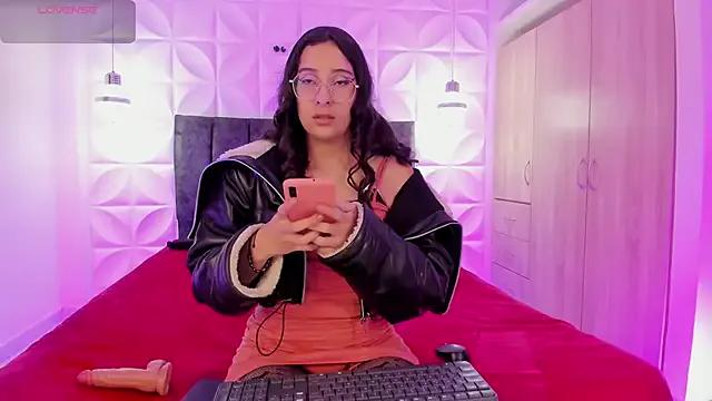 _paula_69 from StripChat is Freechat