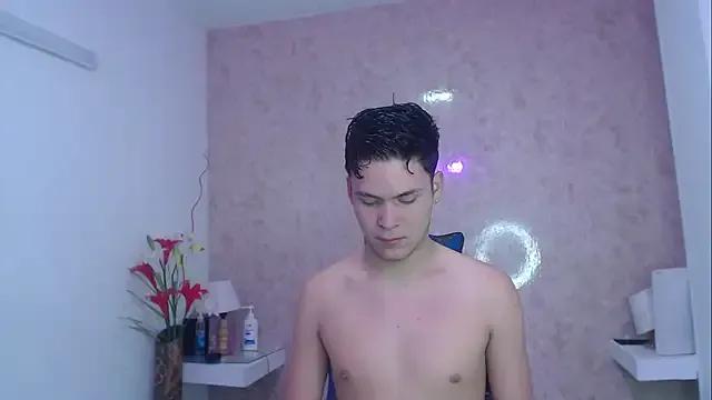 Aaron_Foxxx from StripChat is Freechat