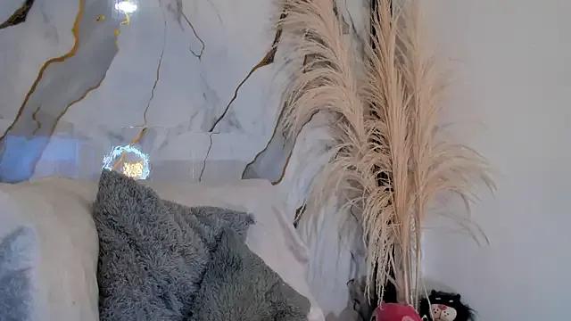 AbbyLewiis from StripChat is Freechat