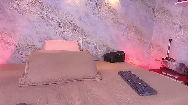 abbyrouss_ from StripChat is Freechat