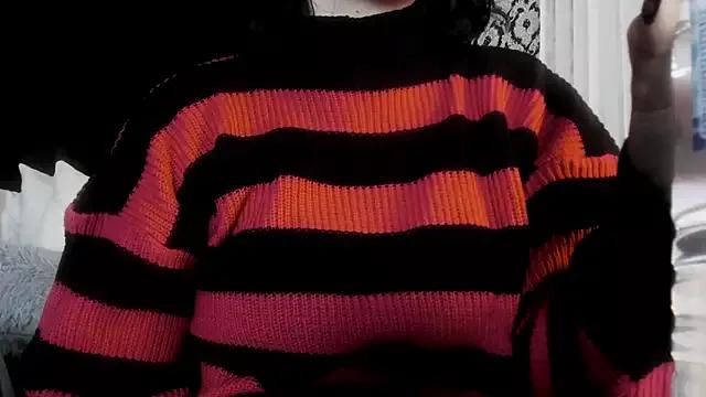 Adeelinee from StripChat