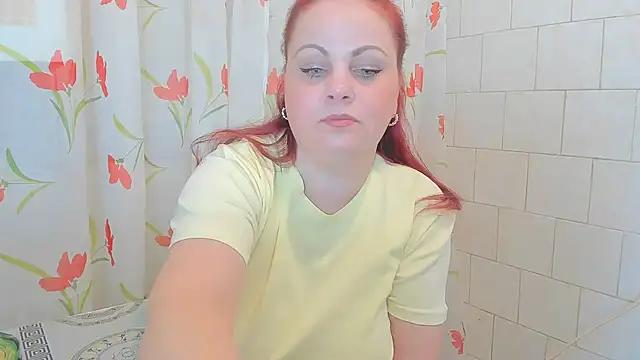 Adelamilfsex from StripChat is Freechat