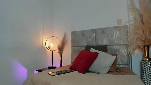 AelinDuvalier from StripChat is Freechat
