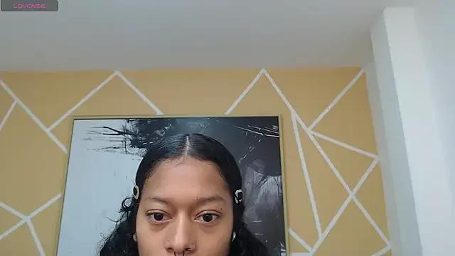 Agatha_Amaya from StripChat is Freechat