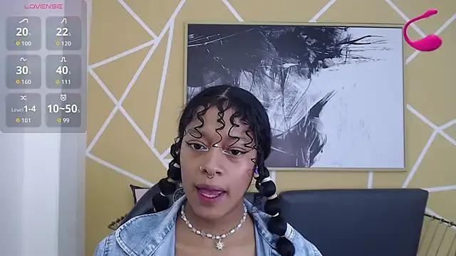 Agatha_Amaya from StripChat is Freechat