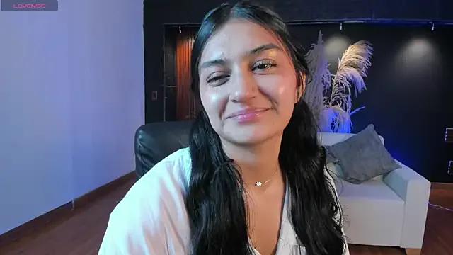 AidaJones from StripChat
