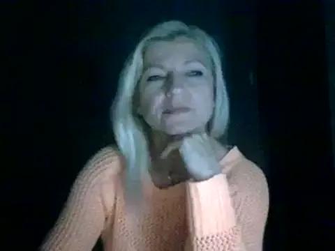 AidaRay from StripChat