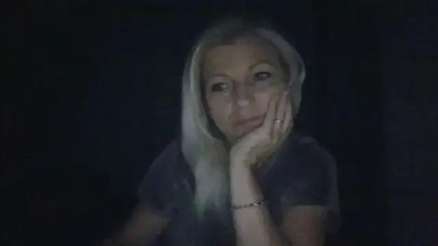 AidaRay from StripChat