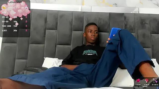 Alan_blacke from StripChat is Freechat