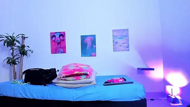 Alana_111 from StripChat