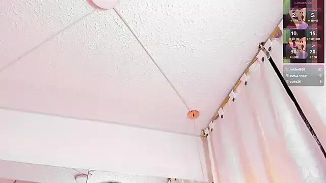 alana_madison1 from StripChat