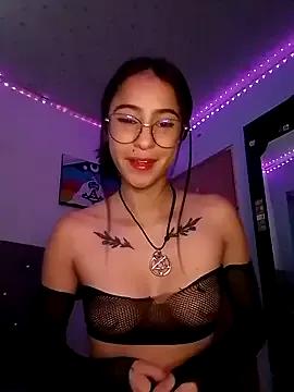 Alana_Martinez_ from StripChat is Freechat
