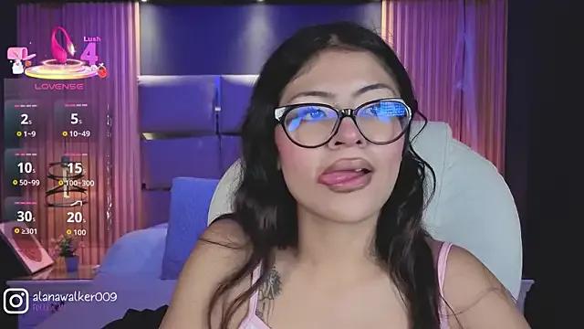 AlanaWalker9 from StripChat is Freechat