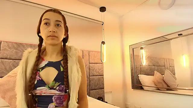 alaska__williams__ from StripChat is Freechat