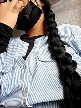 Alessandraa- from StripChat is Freechat