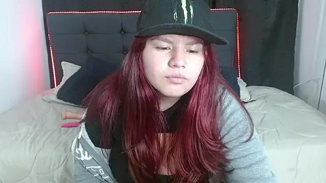 Alexaa_xx from StripChat is Freechat