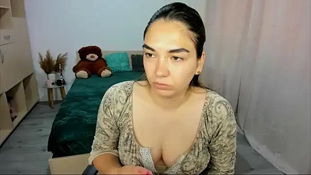 AlexaJuly from StripChat is Freechat