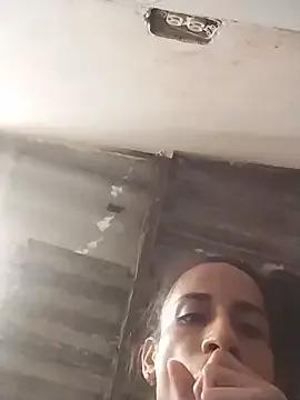 AlexaWarner from StripChat is Freechat