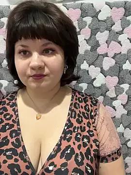 Alice--hot from StripChat is Freechat