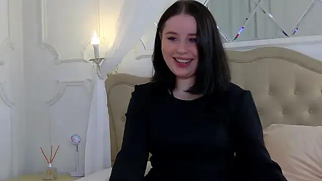 AliceLune from StripChat is Freechat