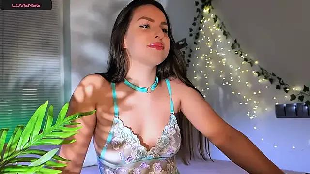 Alicia_art_ from StripChat is Freechat