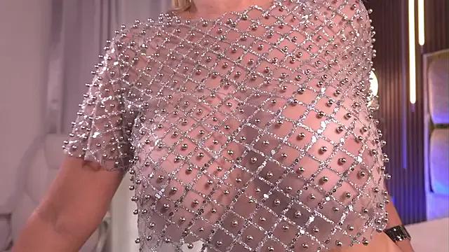 alicia_xoxo from StripChat is Freechat