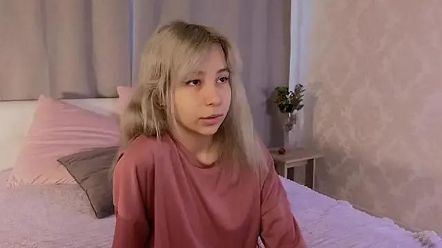 Alika_wow from StripChat is Freechat