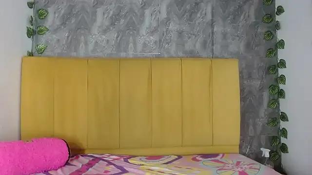 alina_moretcm from StripChat is Freechat