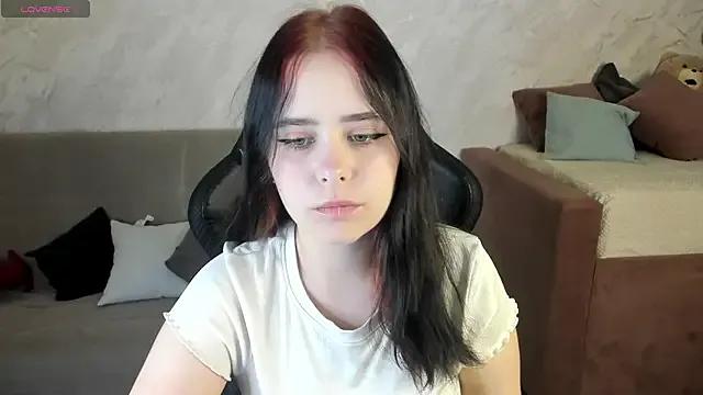 Alis_Platt from StripChat is Freechat