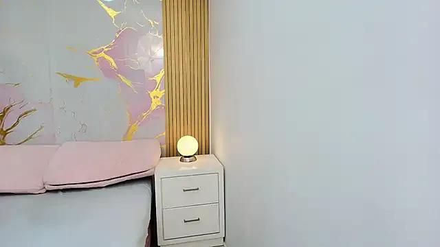 AlishaDixon from StripChat is Freechat