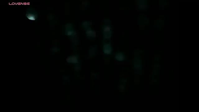 alix_noa from StripChat is Freechat