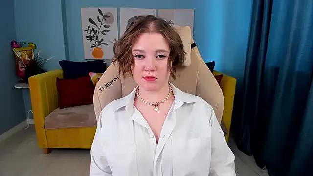 AlmaSound from StripChat