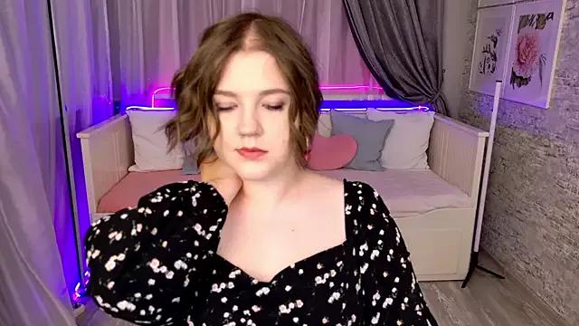 AlmaSound from StripChat