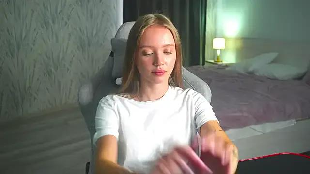 Checkout girls naked models with similar nickname. Cute sexy Free Models.