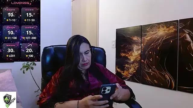 Amalia_brunette from StripChat