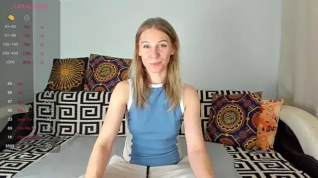 Amalia_Mio from StripChat is Freechat