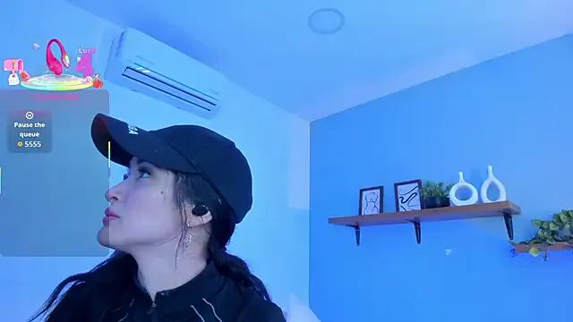 amanda_Hayek from StripChat is Freechat
