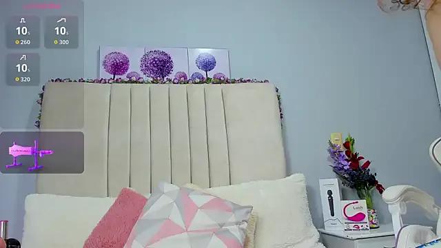 AmandaaWats from StripChat is Freechat