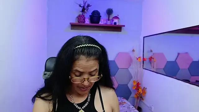 AmandaPeet from StripChat