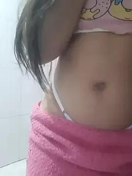 AmandaS2k from StripChat is Freechat
