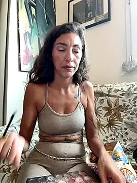 Amani_thewolf from StripChat