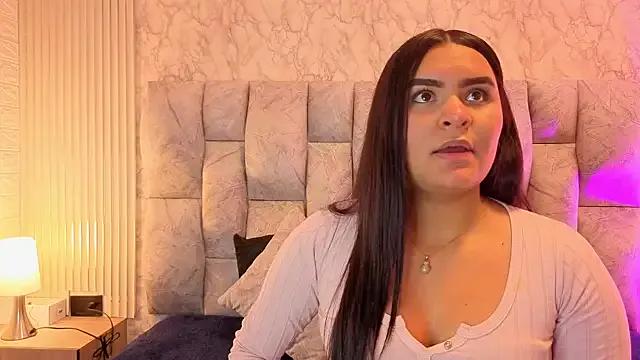 amarahanks1 from StripChat is Freechat