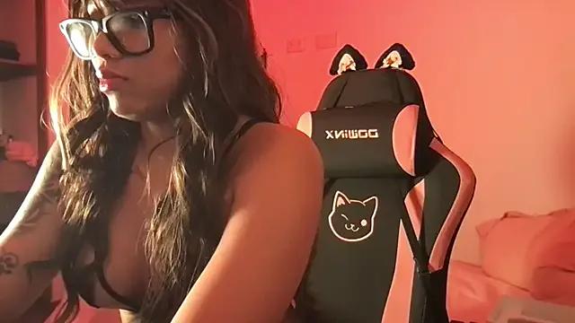 AmayaRojas from StripChat is Freechat