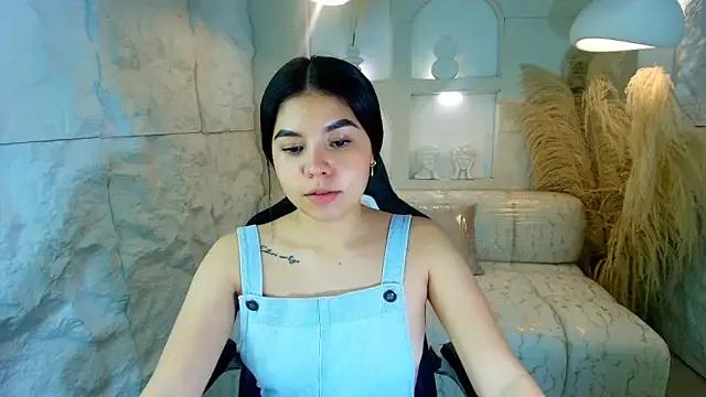 ambarina_r from StripChat is Freechat