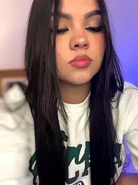 amber_white15 from StripChat is Freechat