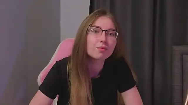Checkout girls naked models with similar nickname. Cute sexy Free Models.