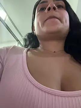 Amy_Ross_ from StripChat is Freechat